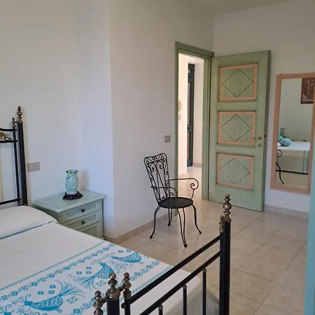 Lägenhet L'oasi Nel Canneto Santa Teresa Gallura